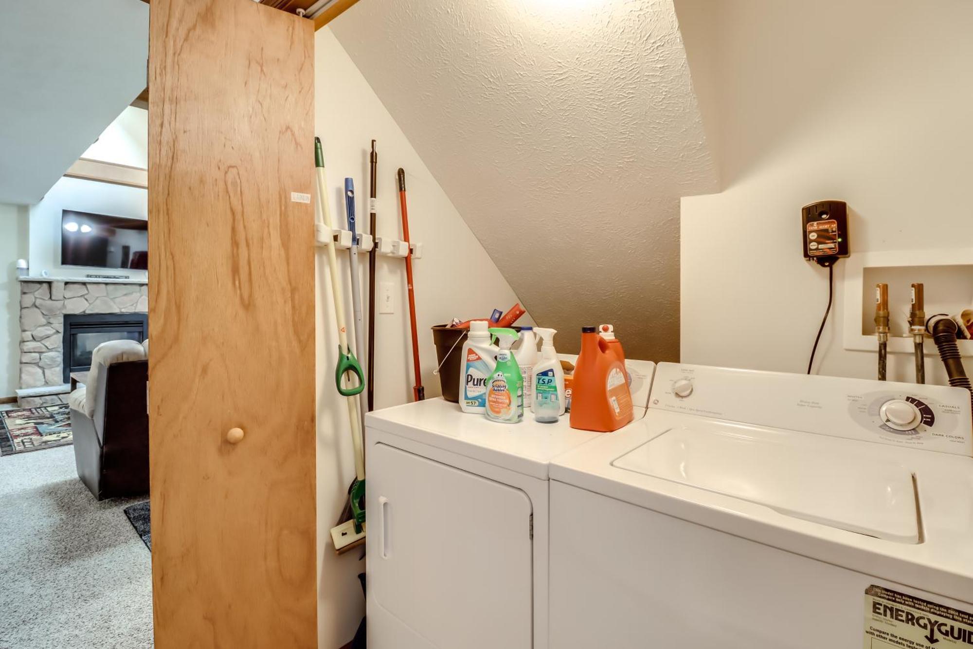 Pet-Friendly Pocono Lake Oasis With Hot Tub! Exterior foto